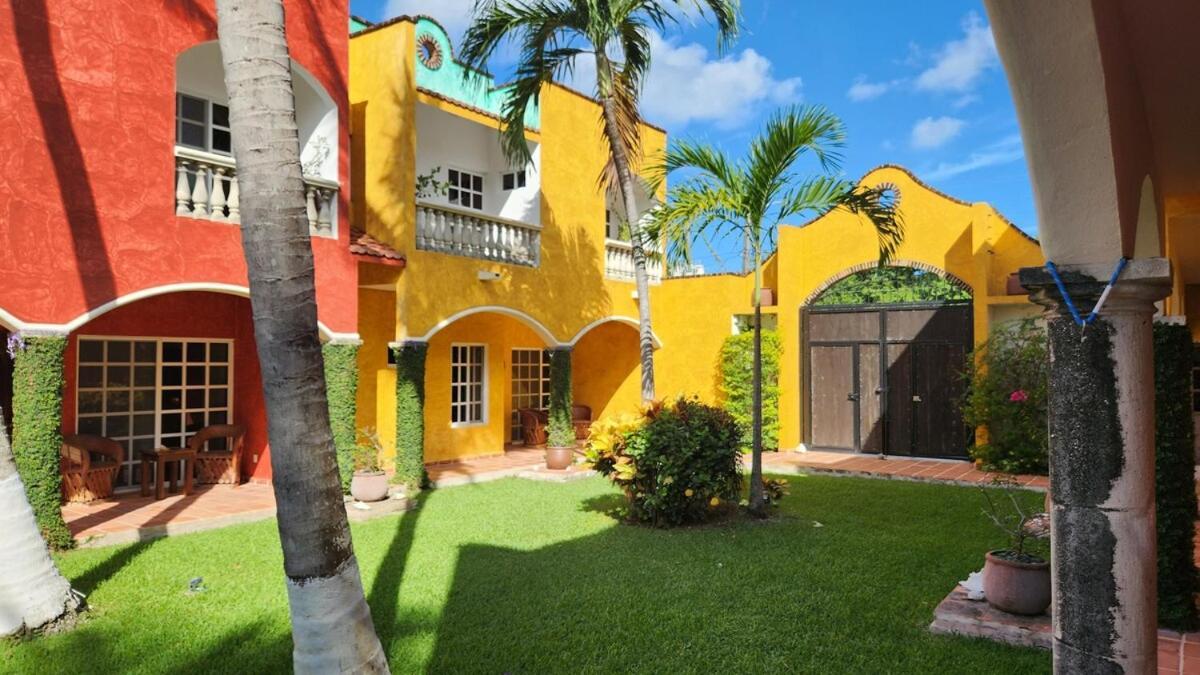 Casa Colonial Cozumel, Mango Cozumel
