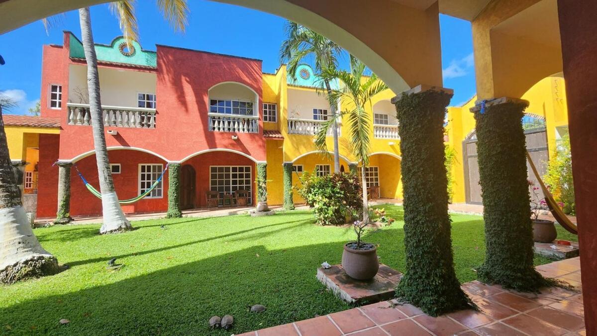 Casa Colonial Cozumel, Mango *